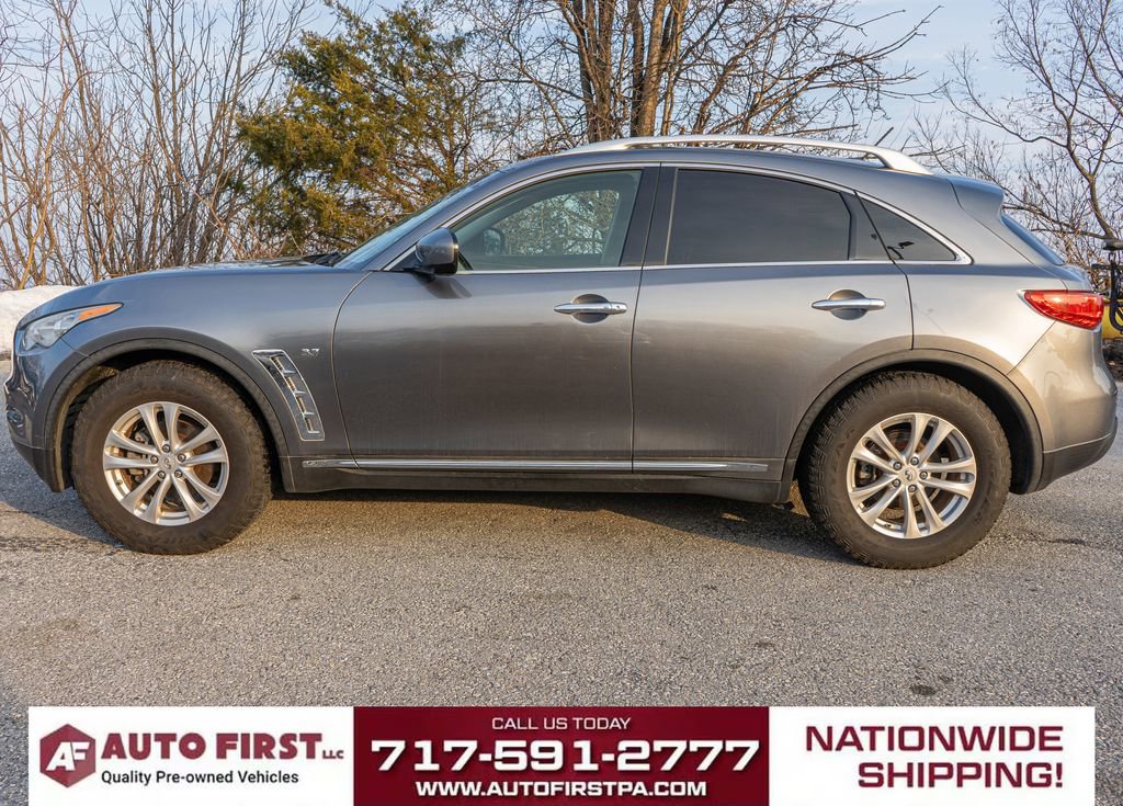 Used 2017 INFINITI QX70 AWD w/ Premium Package image 7
