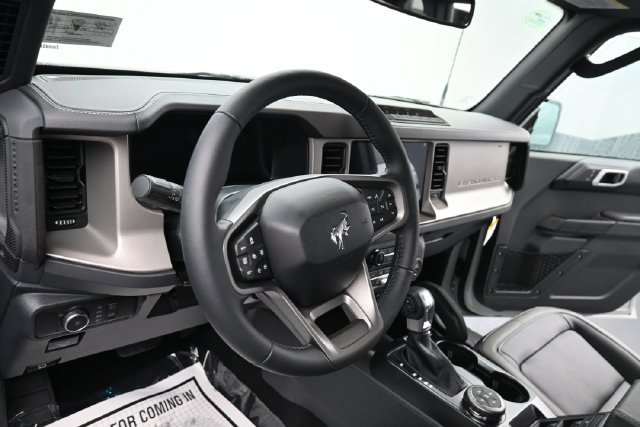 New 2026 Ford Bronco Outer Banks w/ Sasquatch Package AWD/4WD image 13