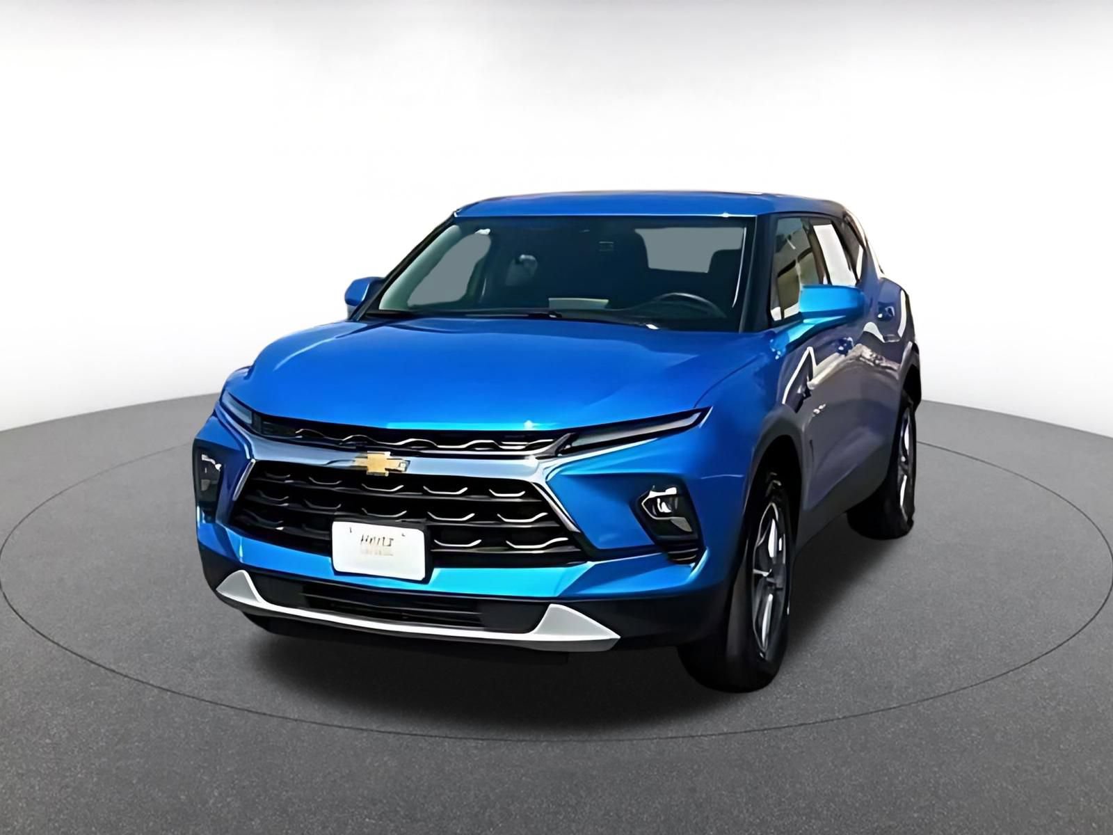 Used 2026 Chevrolet Blazer LT FWD image 6