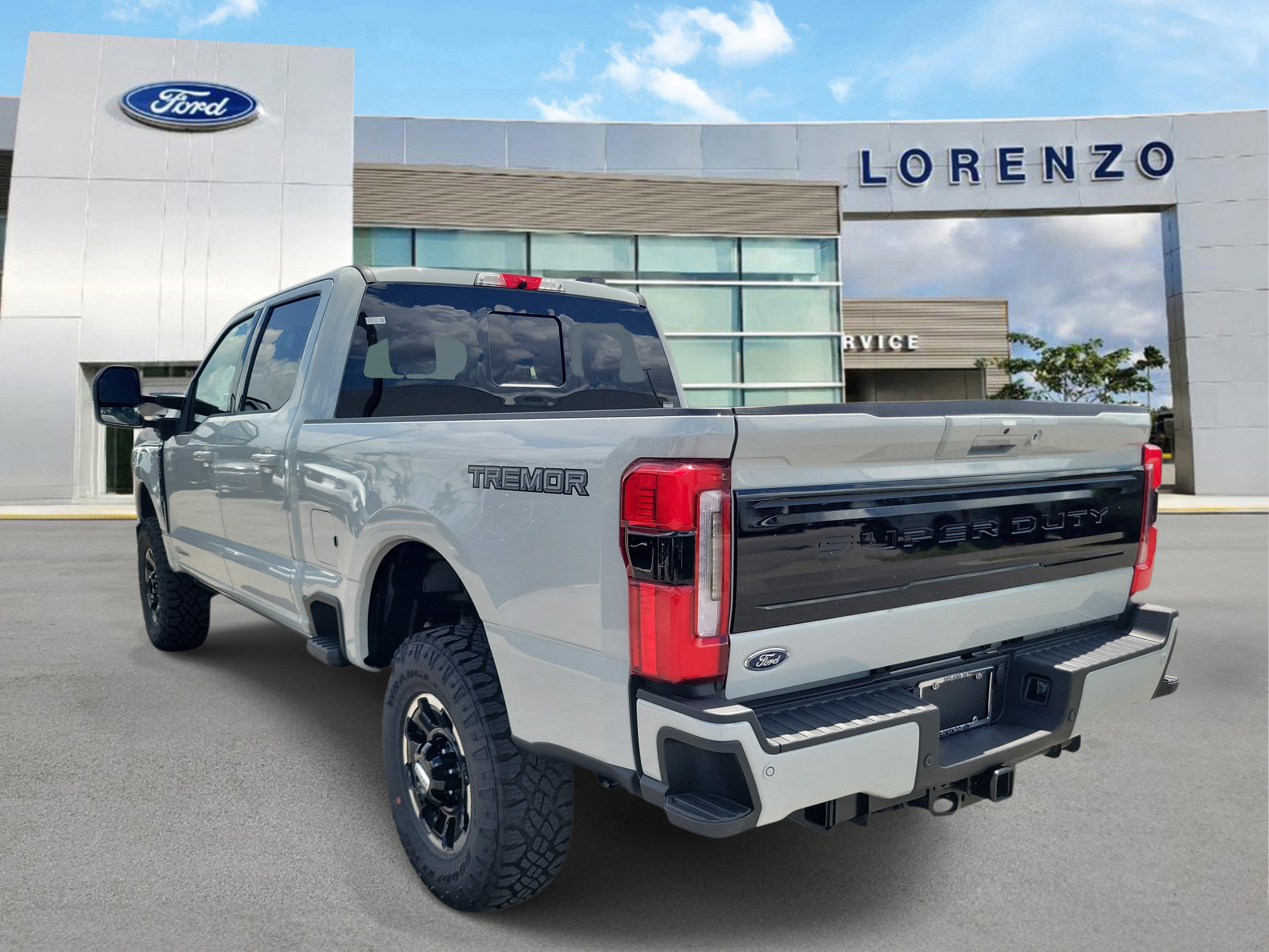 New 2026 Ford F350 Platinum w/ Tremor Off-Road Package AWD/4WD image 6