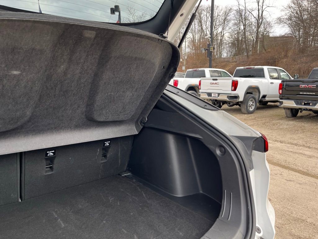 Used 2024 Buick Envista Preferred w/ Convenience I Package image 11