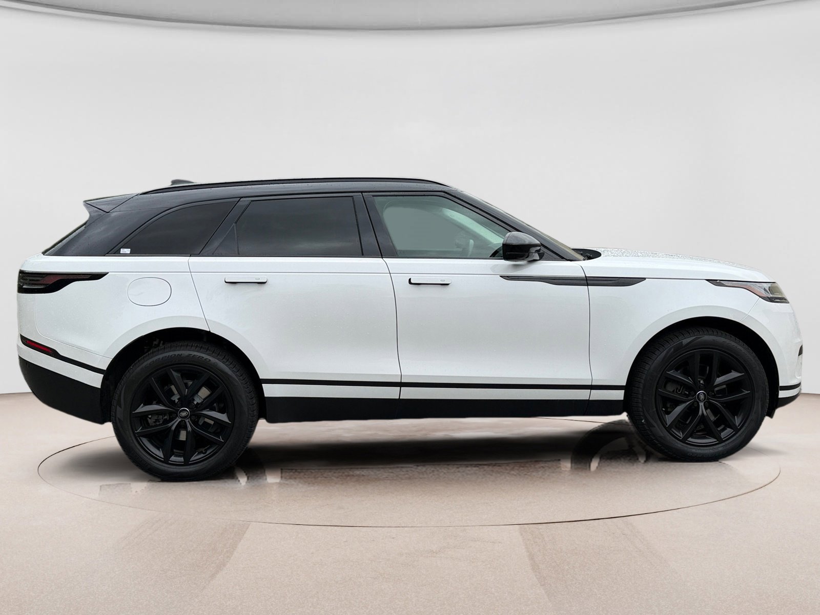 Used 2024 Land Rover Range Rover Velar S AWD/4WD image 6