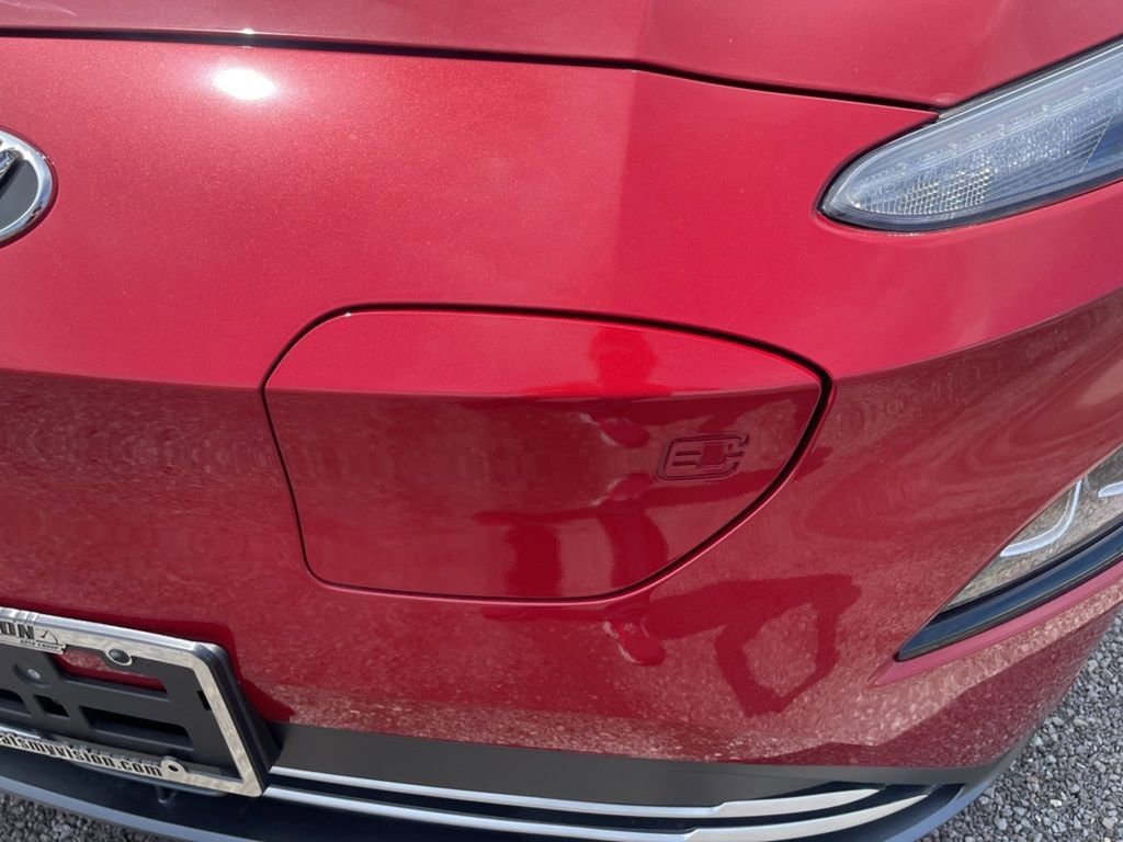 New 2023 Hyundai Kona Limited image 9
