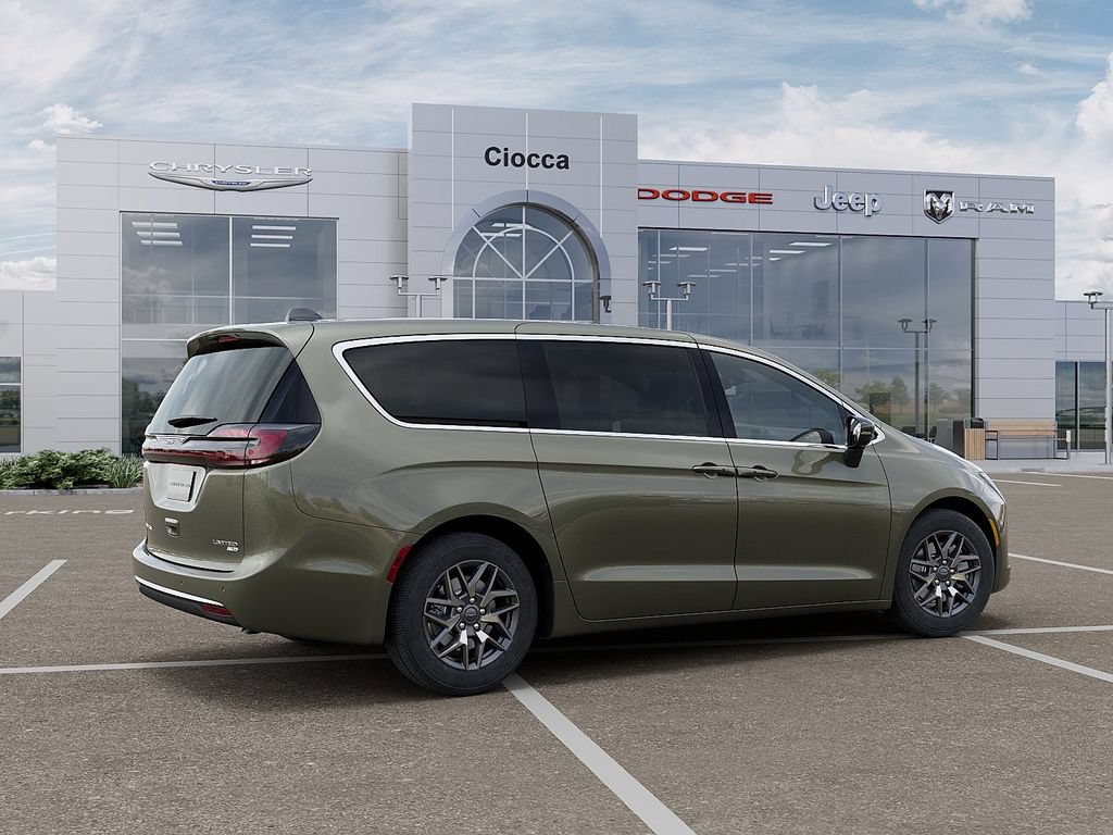New 2027 Chrysler Pacifica Limited AWD/4WD image 5