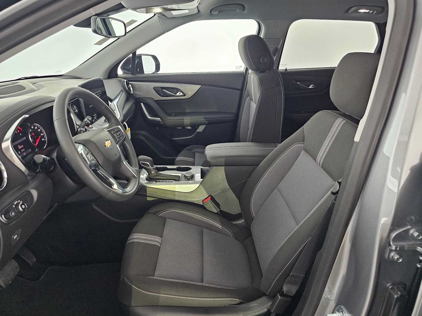New 2026 Chevrolet Blazer LT w/ Convenience Package FWD image 20