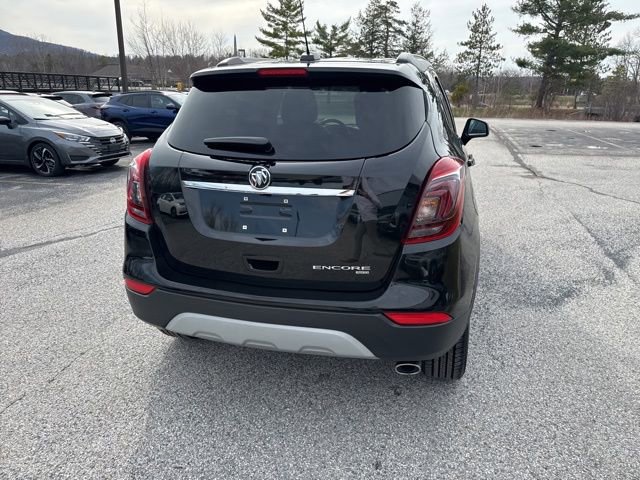 Used 2022 Buick Encore Preferred w/ Safety Package AWD/4WD image 26