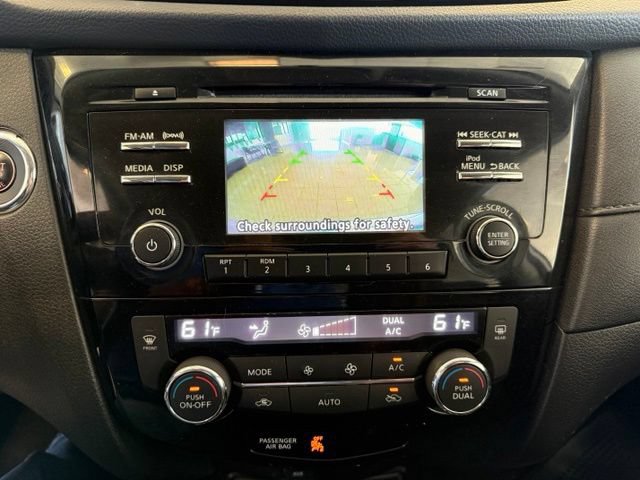 Used 2017 Nissan Rogue SV FWD image 15