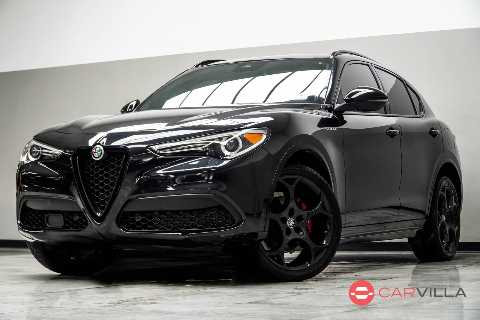 Used 2023 Alfa Romeo Stelvio Veloce AWD/4WD image 1