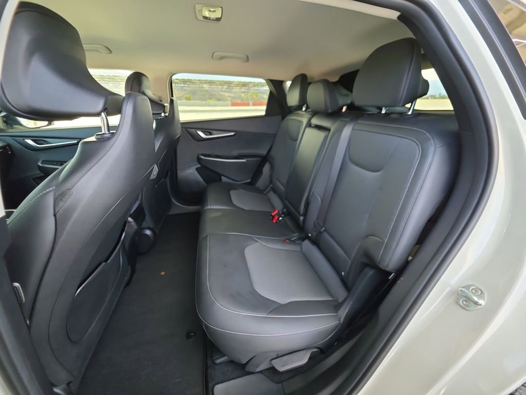 Used 2024 Kia EV6 Light image 26