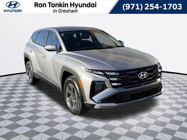 New 2026 Hyundai Tucson Blue SE image 1