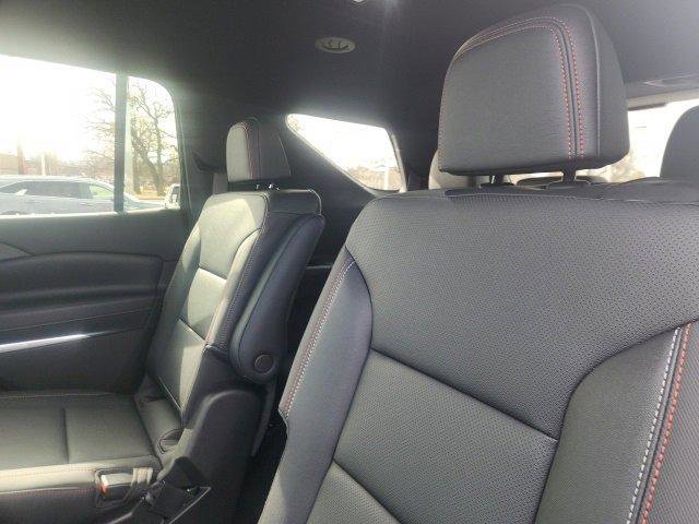 New 2026 Chevrolet Traverse Z71 w/ Enhanced Driving Package image 8