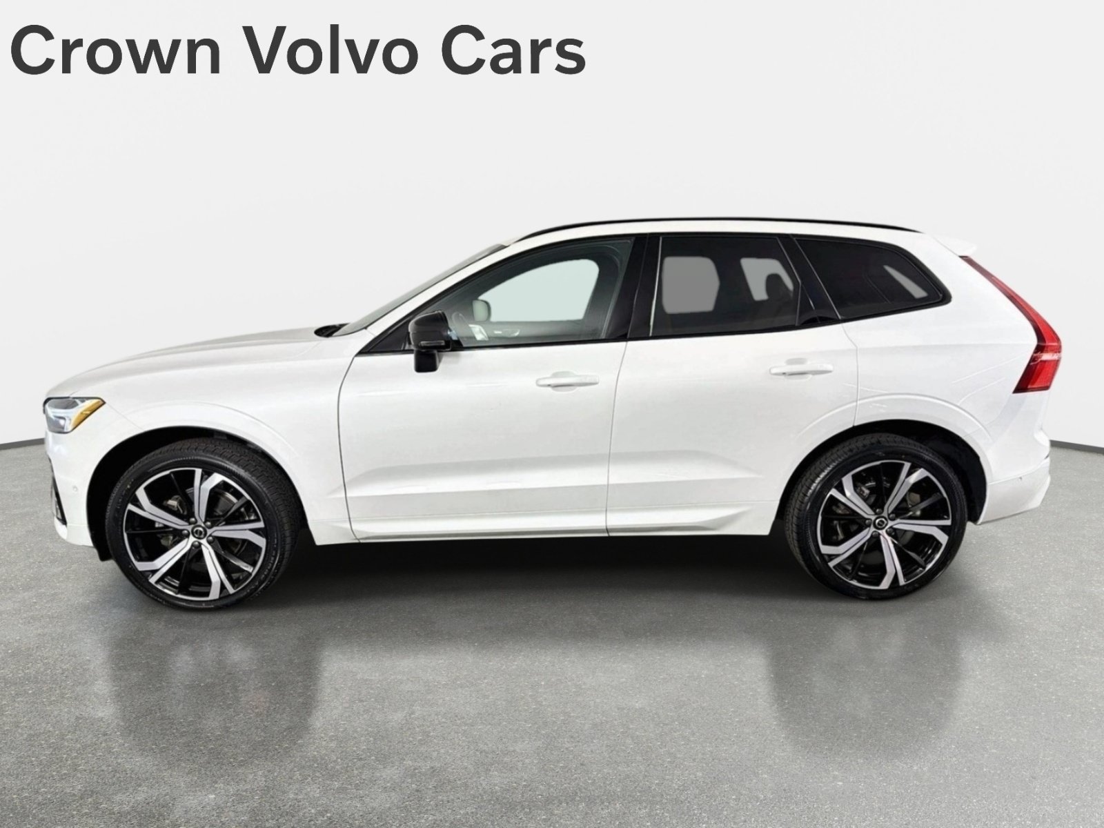 Used 2024 Volvo XC60 B5 Ultimate AWD/4WD image 8