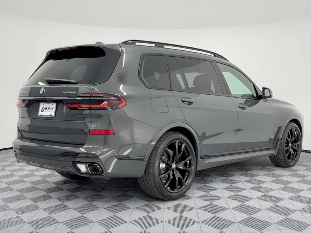 New 2027 BMW X7 xDrive40i w/ M Sport Package AWD/4WD image 9