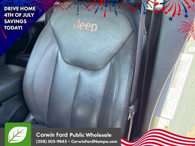 Used 2014 Jeep Wrangler Unlimited Rubicon w/ Connectivity Group AWD/4WD image 24