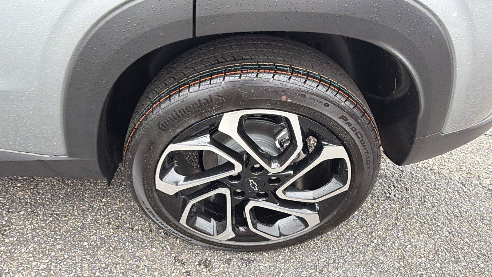 New 2026 Chevrolet Trax RS w/ Driver Confidence Package FWD image 12