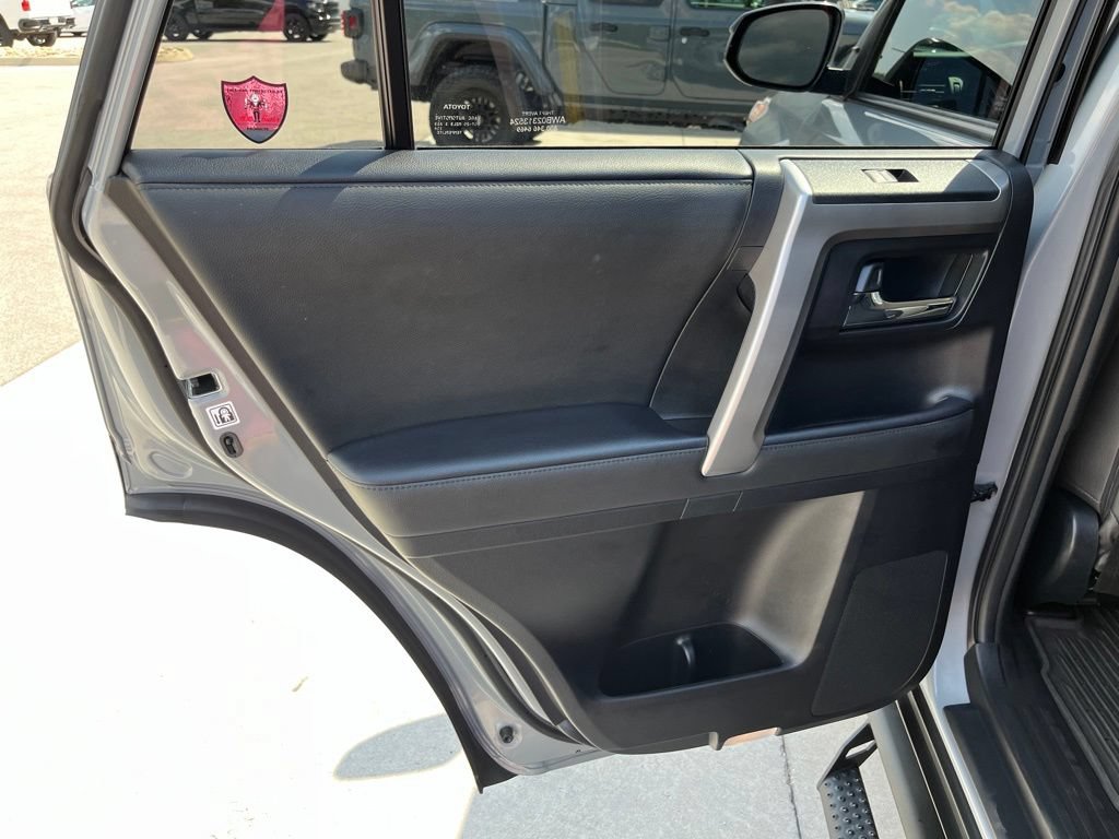 Used 2021 Toyota 4Runner Trail Special Edition AWD/4WD image 17