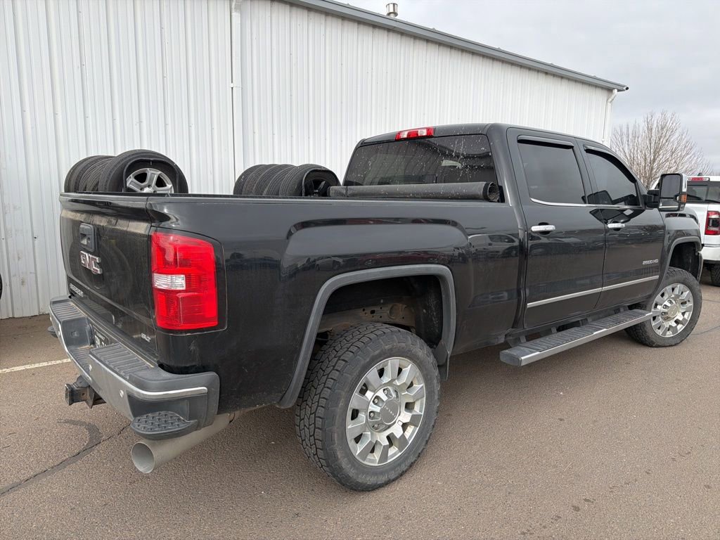 Used 2018 GMC Sierra 2500 SLT w/ Duramax Plus Package image 3
