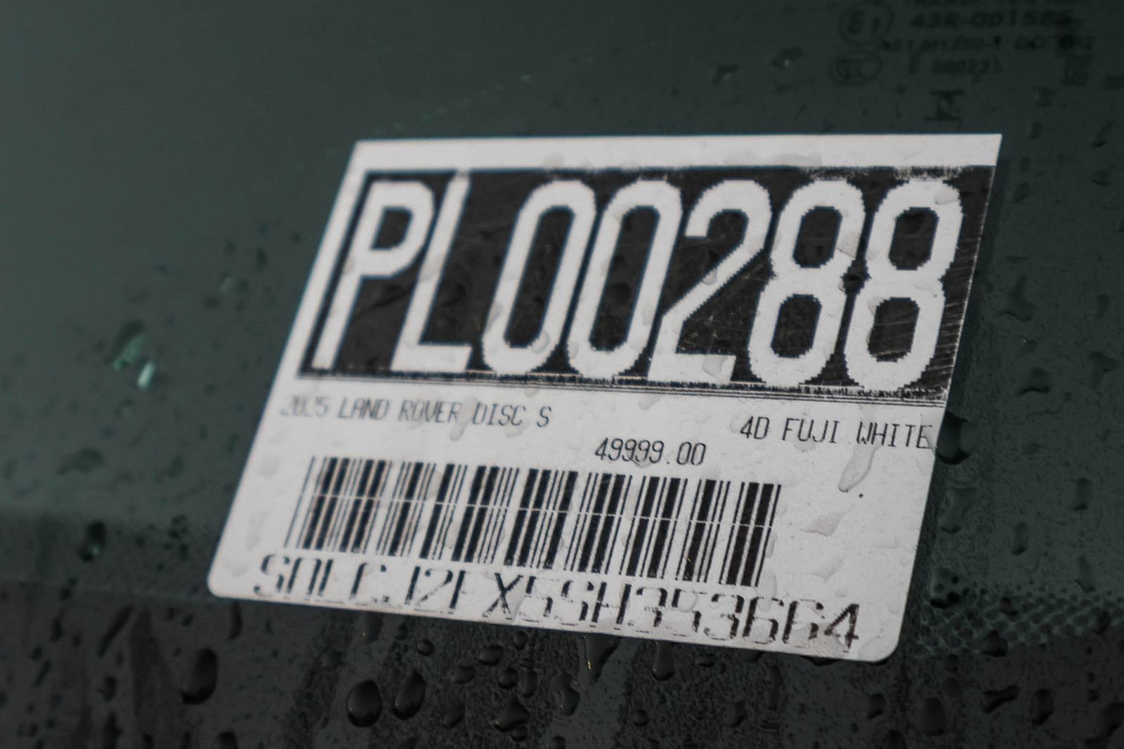 Used 2025 Land Rover Discovery Sport S image 38