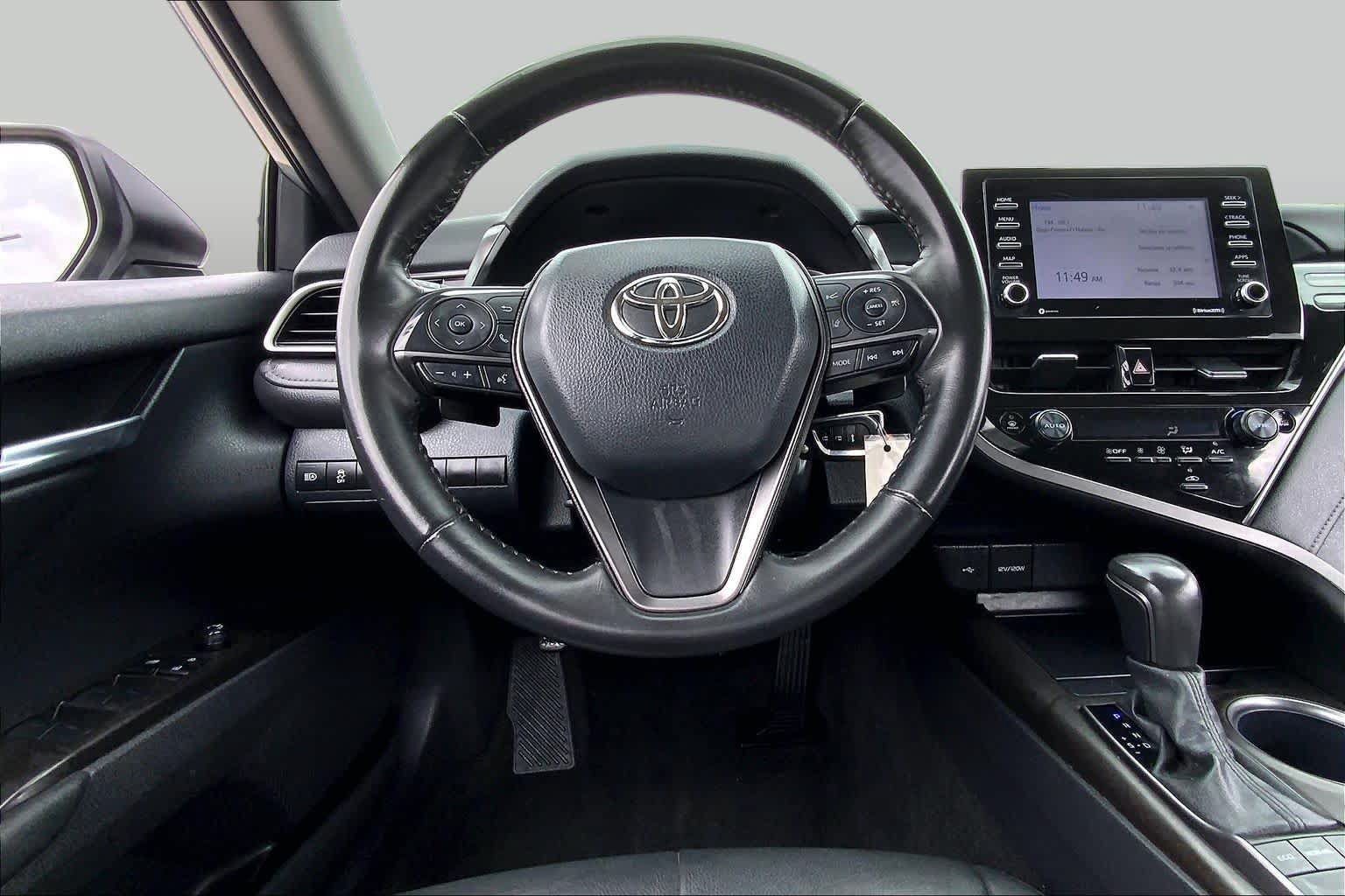 Used 2024 Toyota Camry SE FWD image 6