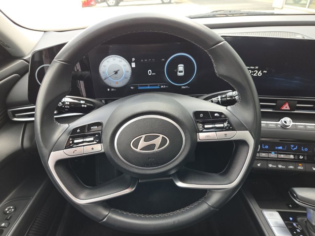 Certified 2024 Hyundai Elantra SEL w/ Convenience Package FWD image 31