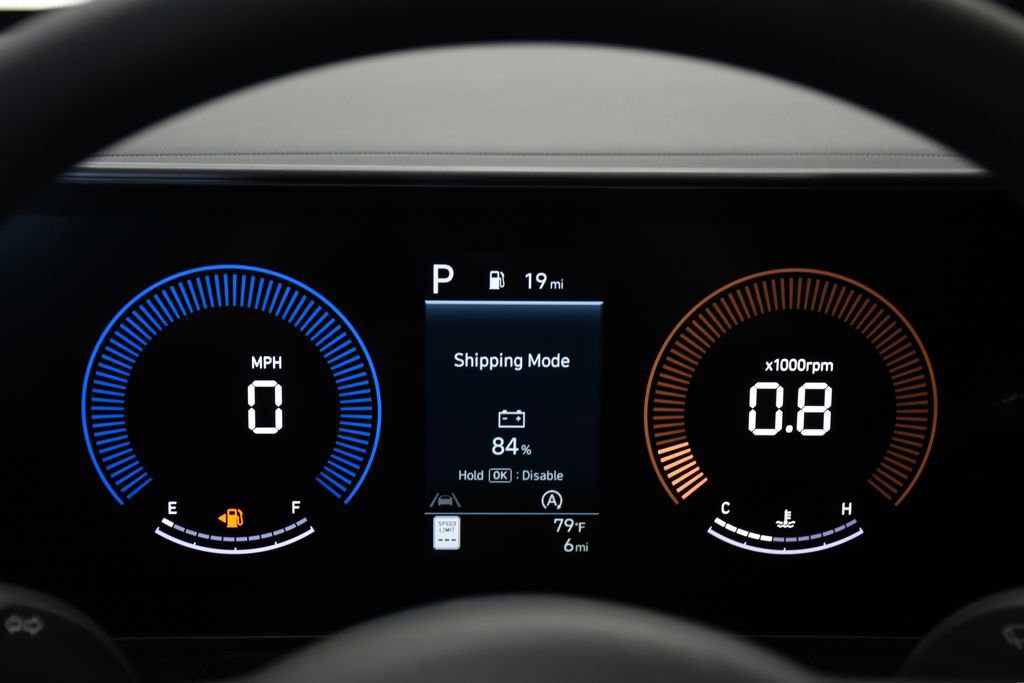 New 2026 Hyundai Kona SE image 13