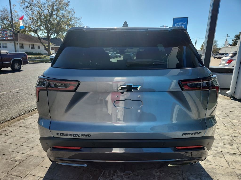 New 2026 Chevrolet Equinox ACTIV w/ LPO, Floor Liner Package image 5