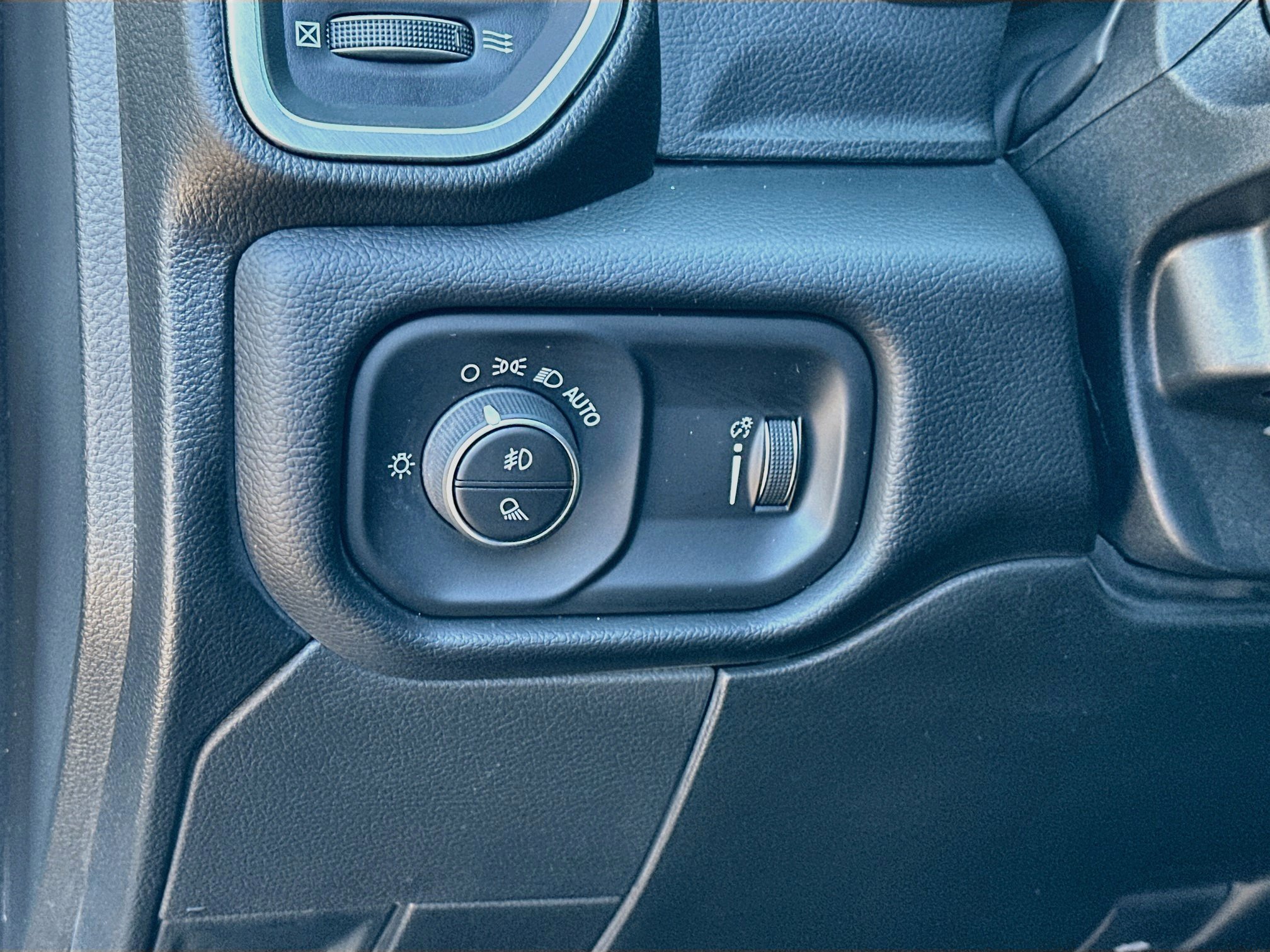 Used 2026 RAM 2500 Big Horn AWD/4WD image 17