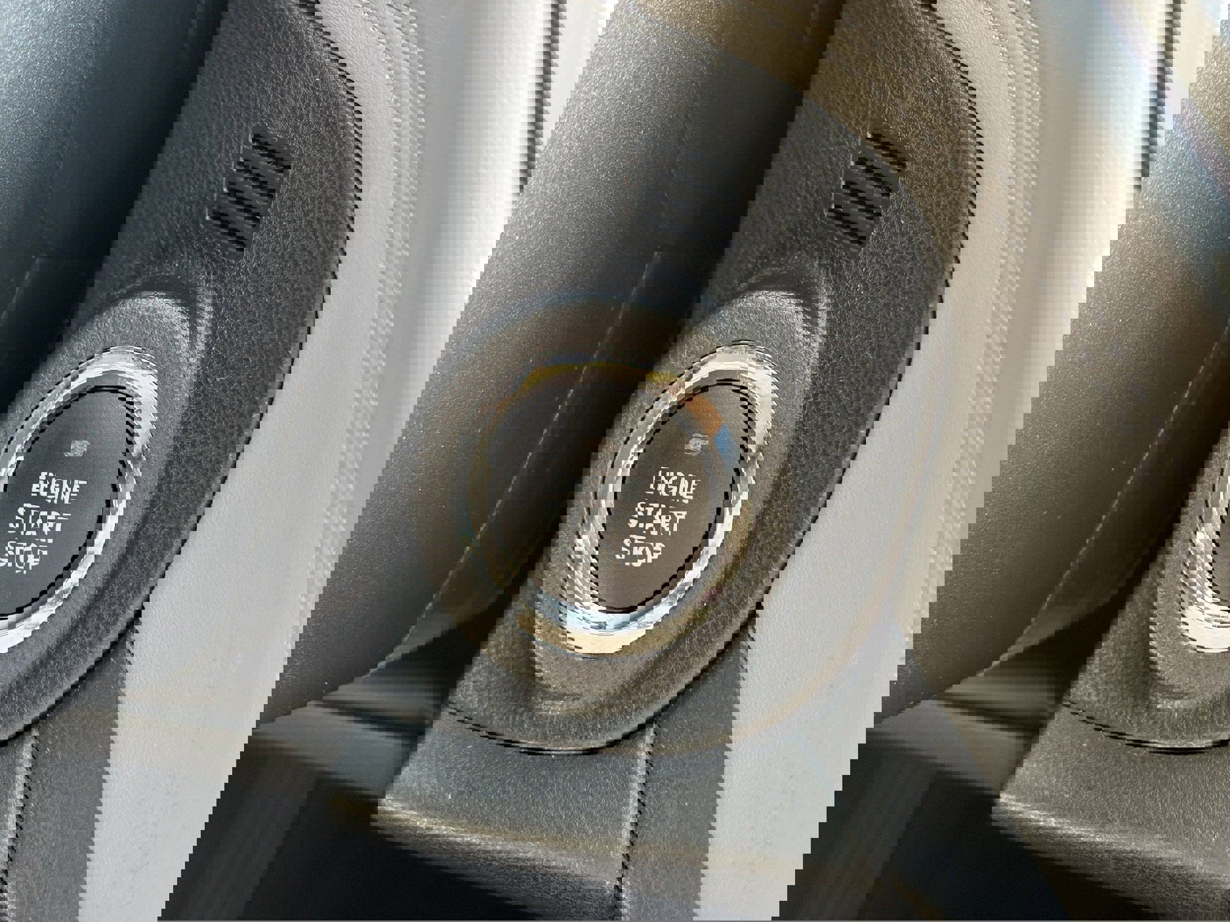 Used 2025 Subaru Outback Premium image 18