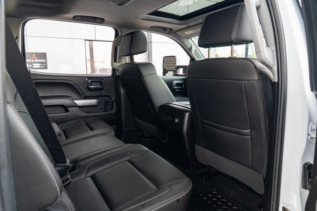 Used 2018 Chevrolet Silverado 2500 LTZ image 25