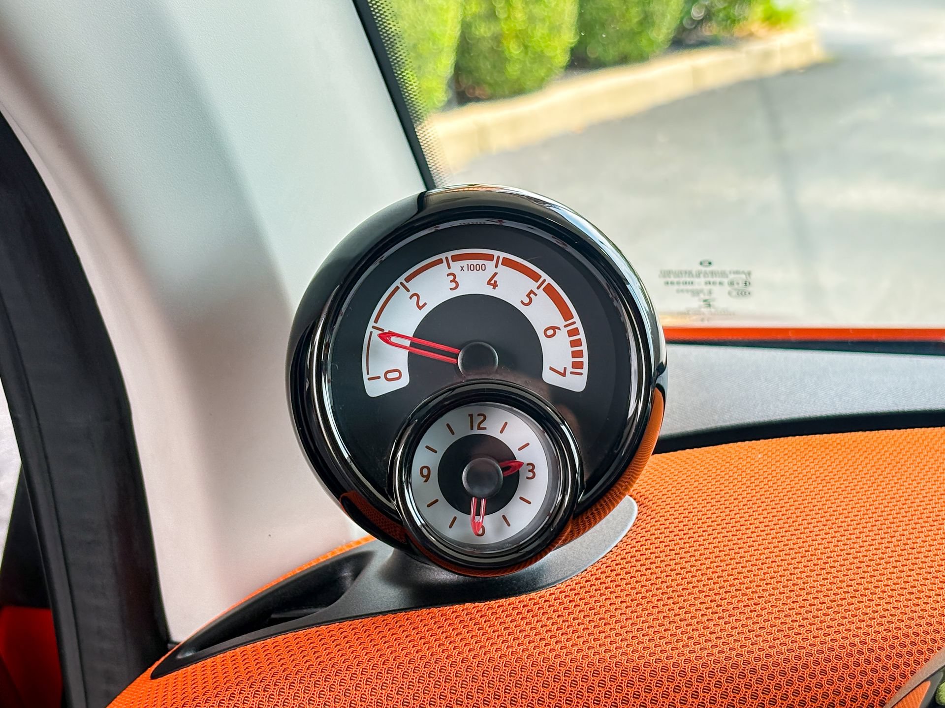 Used 2016 smart fortwo Coupe RWD image 13