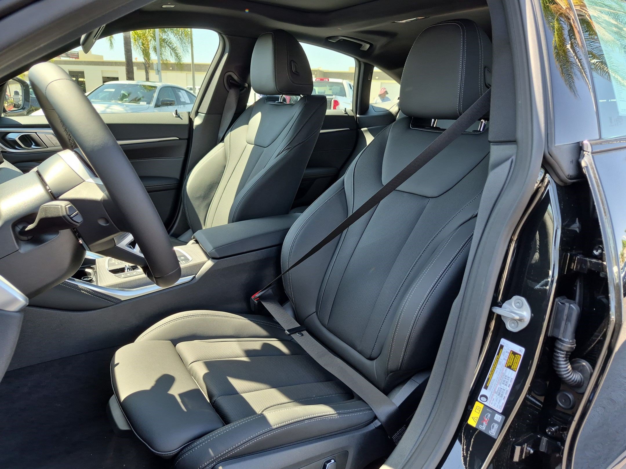 New 2026 BMW i4 eDrive40 w/ M Sport Package RWD image 16