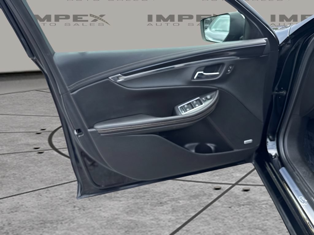 Used 2018 Chevrolet Impala Premier FWD image 16