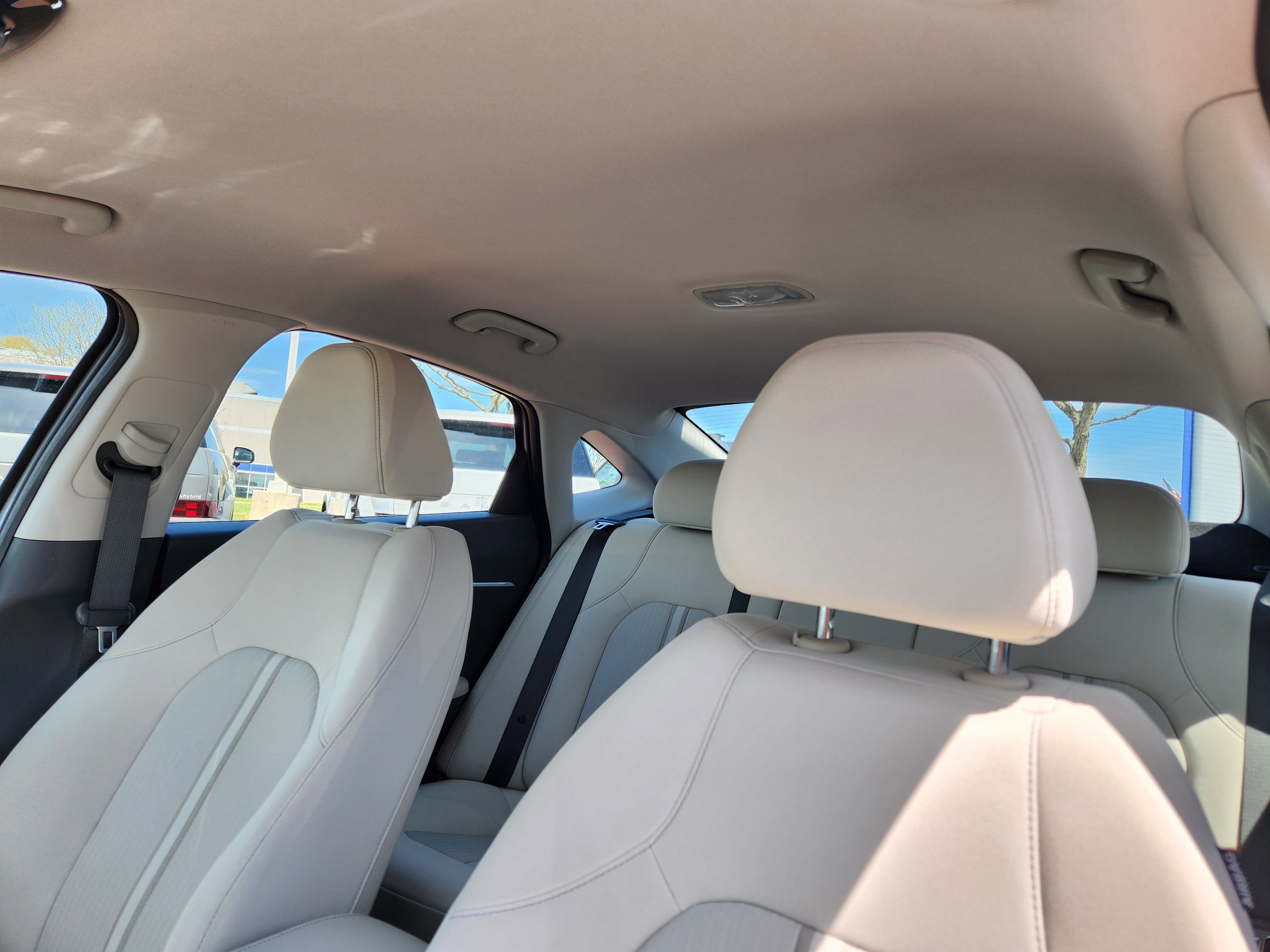 Certified 2023 Hyundai Sonata SEL w/ Preferred Accessory Package image 12