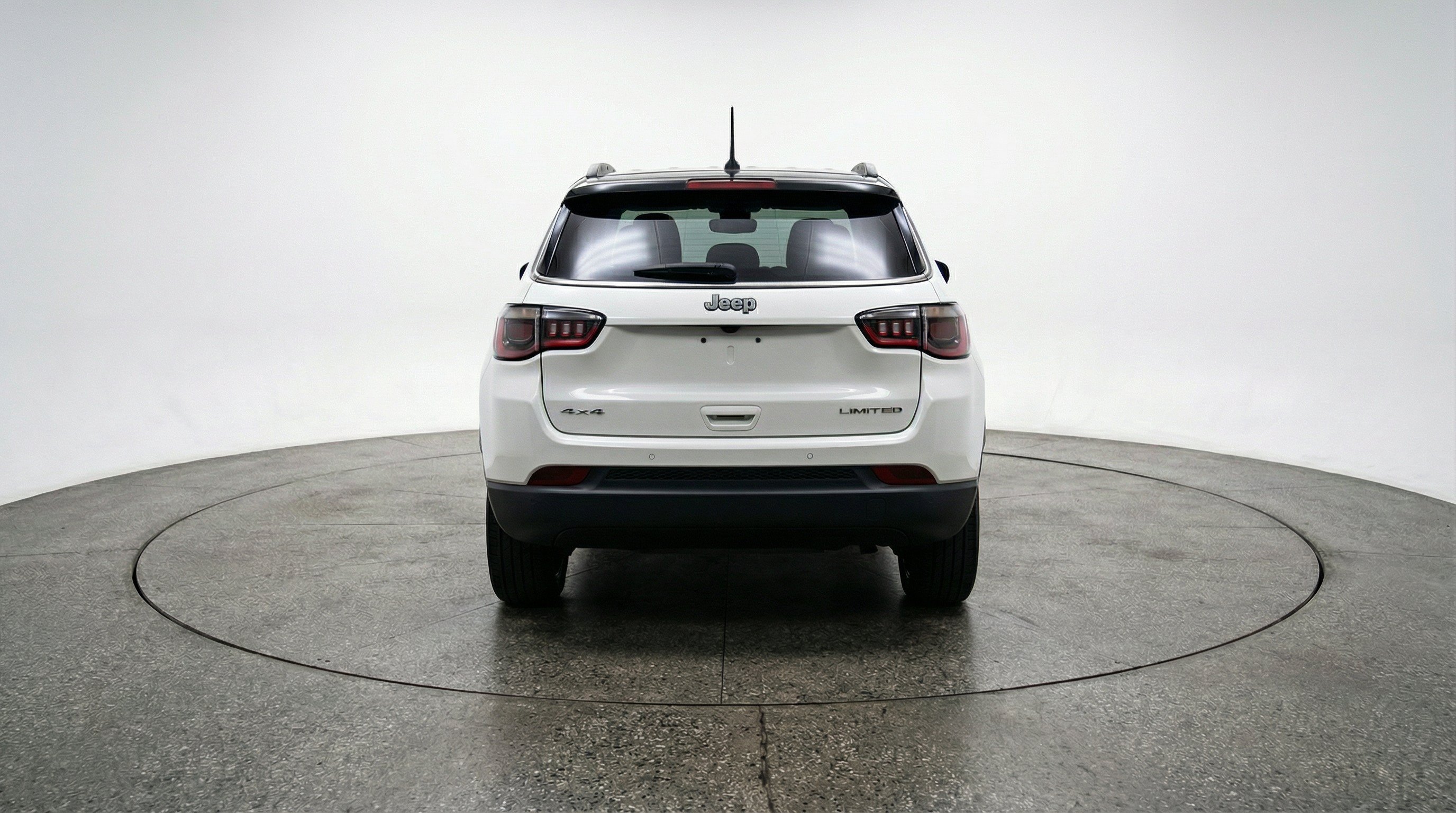 Used 2025 Jeep Compass Limited AWD/4WD image 7