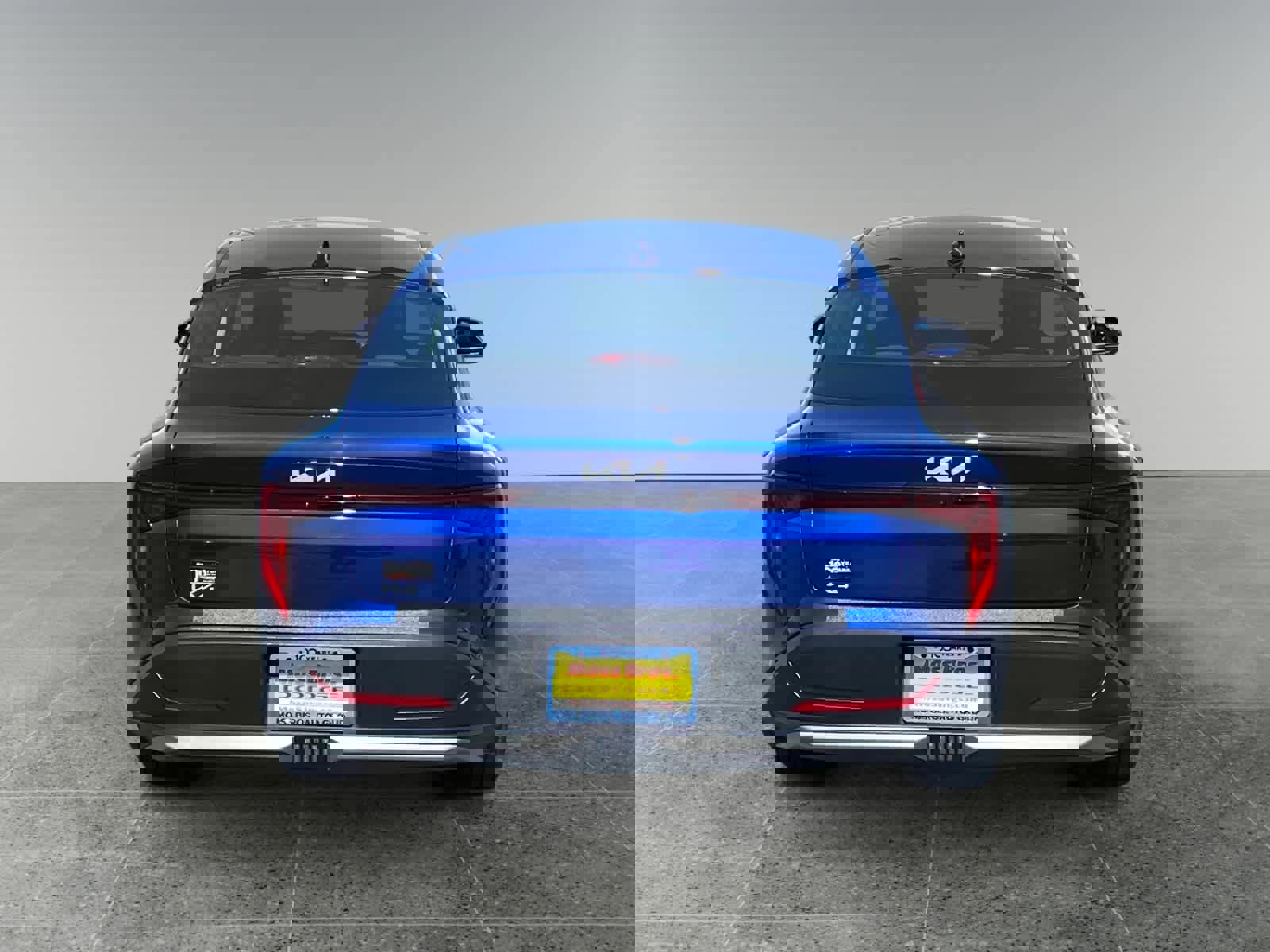 Used 2025 Kia K4 LXS image 4