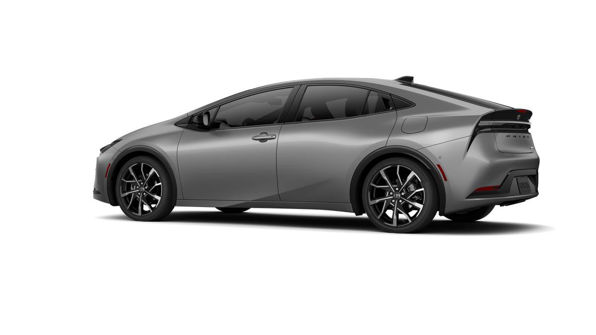New 2026 Toyota Prius Plug-In Hybrid image 9