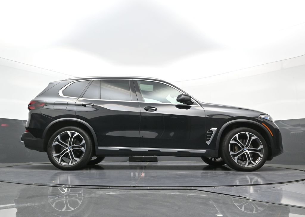 Used 2024 BMW X5 xDrive40i w/ Premium Package AWD/4WD image 29