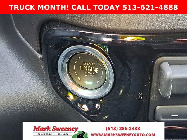 Used 2025 GMC Sierra 1500 Elevation image 28