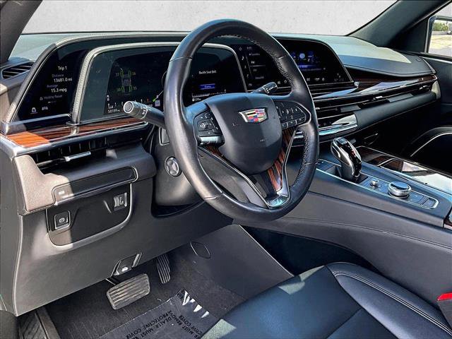 Certified 2023 Cadillac Escalade Luxury RWD image 14