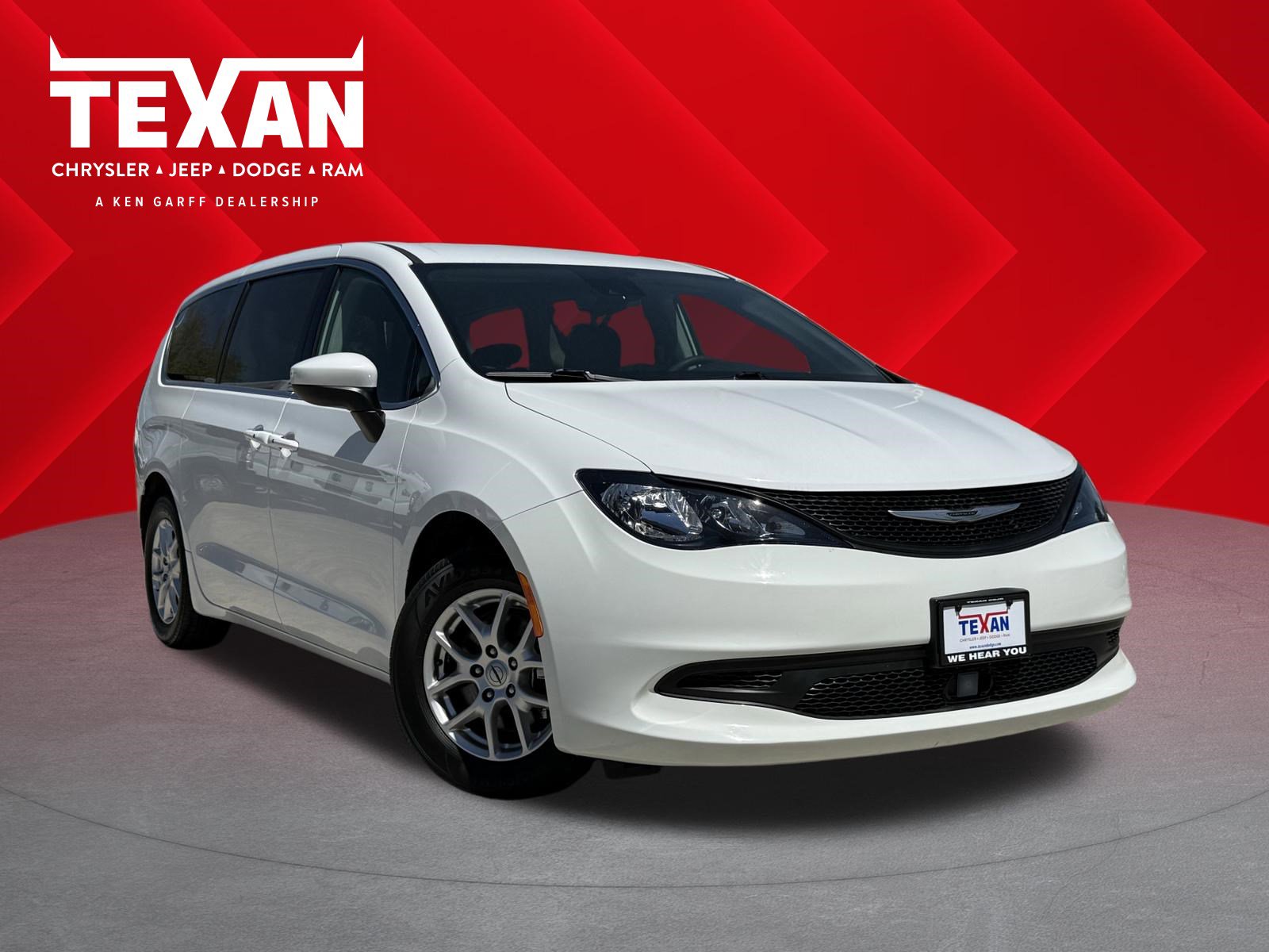 Used 2023 Chrysler Voyager LX image 1