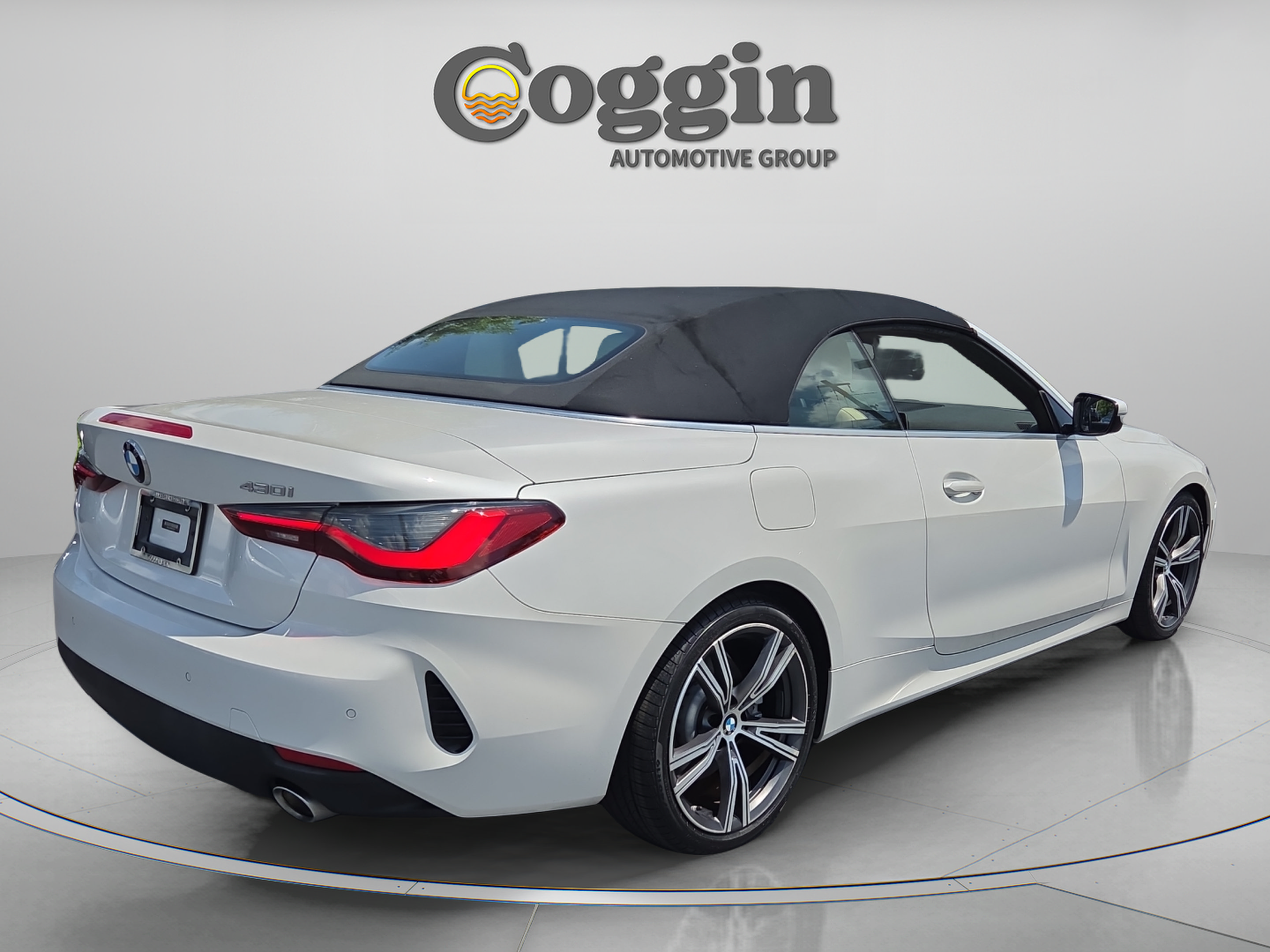 Used 2021 BMW 430i Convertible RWD image 5