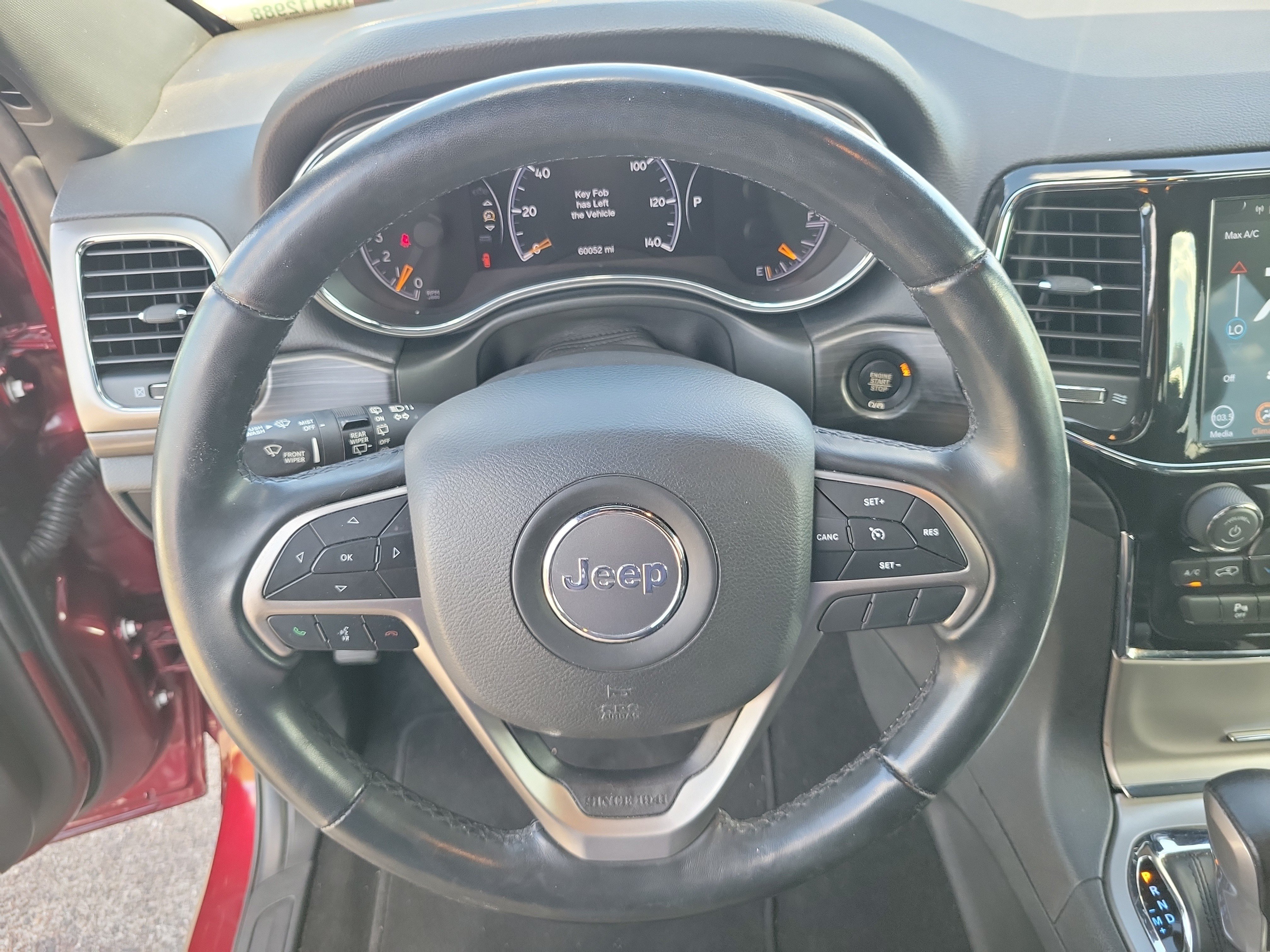 Used 2022 Jeep Grand Cherokee Laredo E AWD/4WD image 28