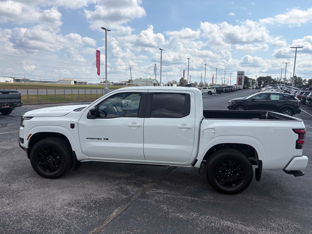 New 2027 Nissan Frontier SV w/ Tow Package AWD/4WD image 7