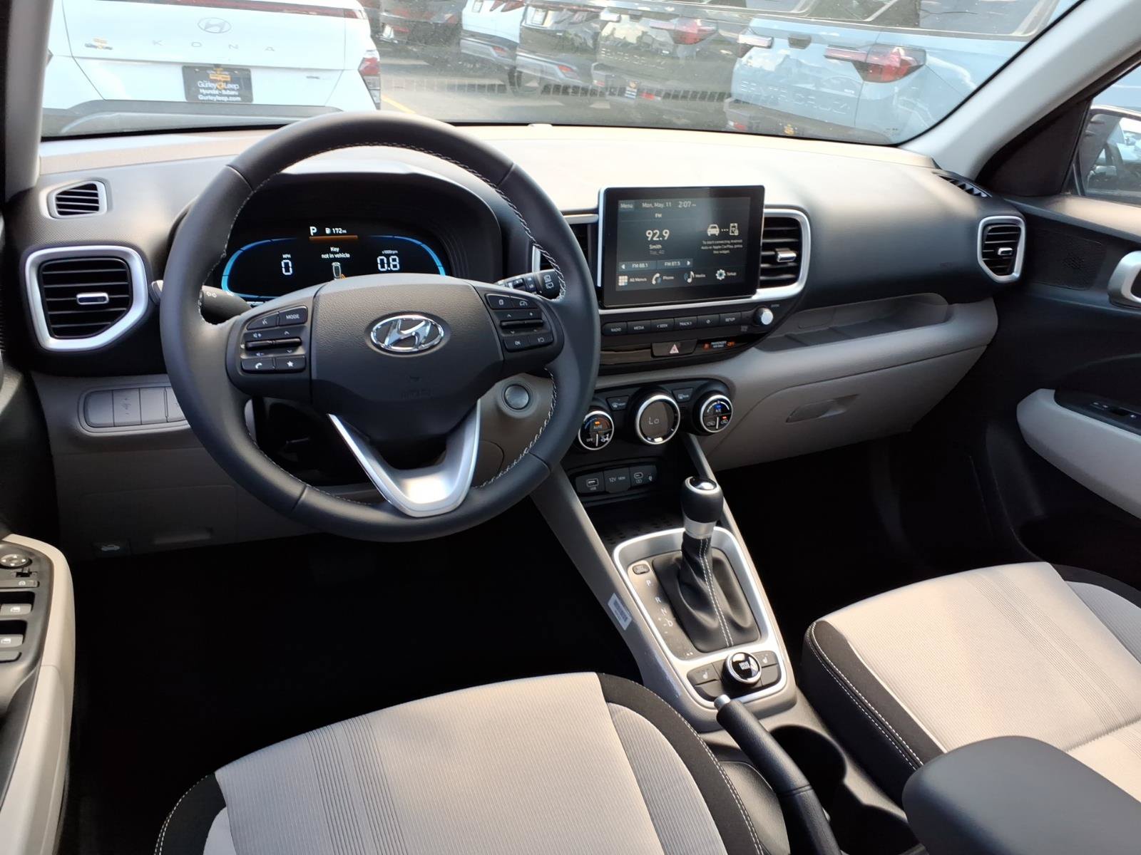 New 2026 Hyundai Venue SEL FWD image 6