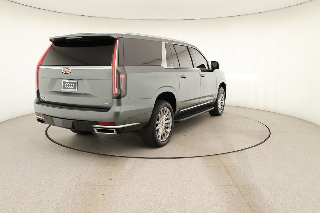 Used 2023 Cadillac Escalade ESV Premium Luxury AWD/4WD image 6