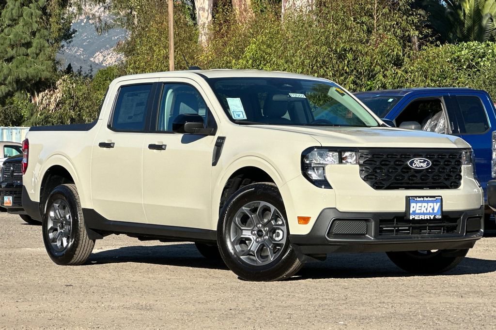 New 2025 Ford Maverick XLT w/ XLT Luxury Package image 2