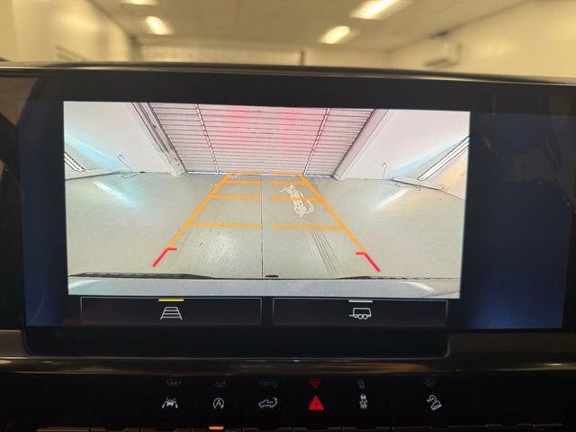 Used 2024 Chevrolet Silverado 1500 RST image 21