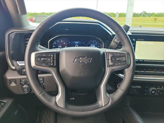 Used 2024 Chevrolet Silverado 2500 LTZ w/ LTZ Plus Package AWD/4WD image 18