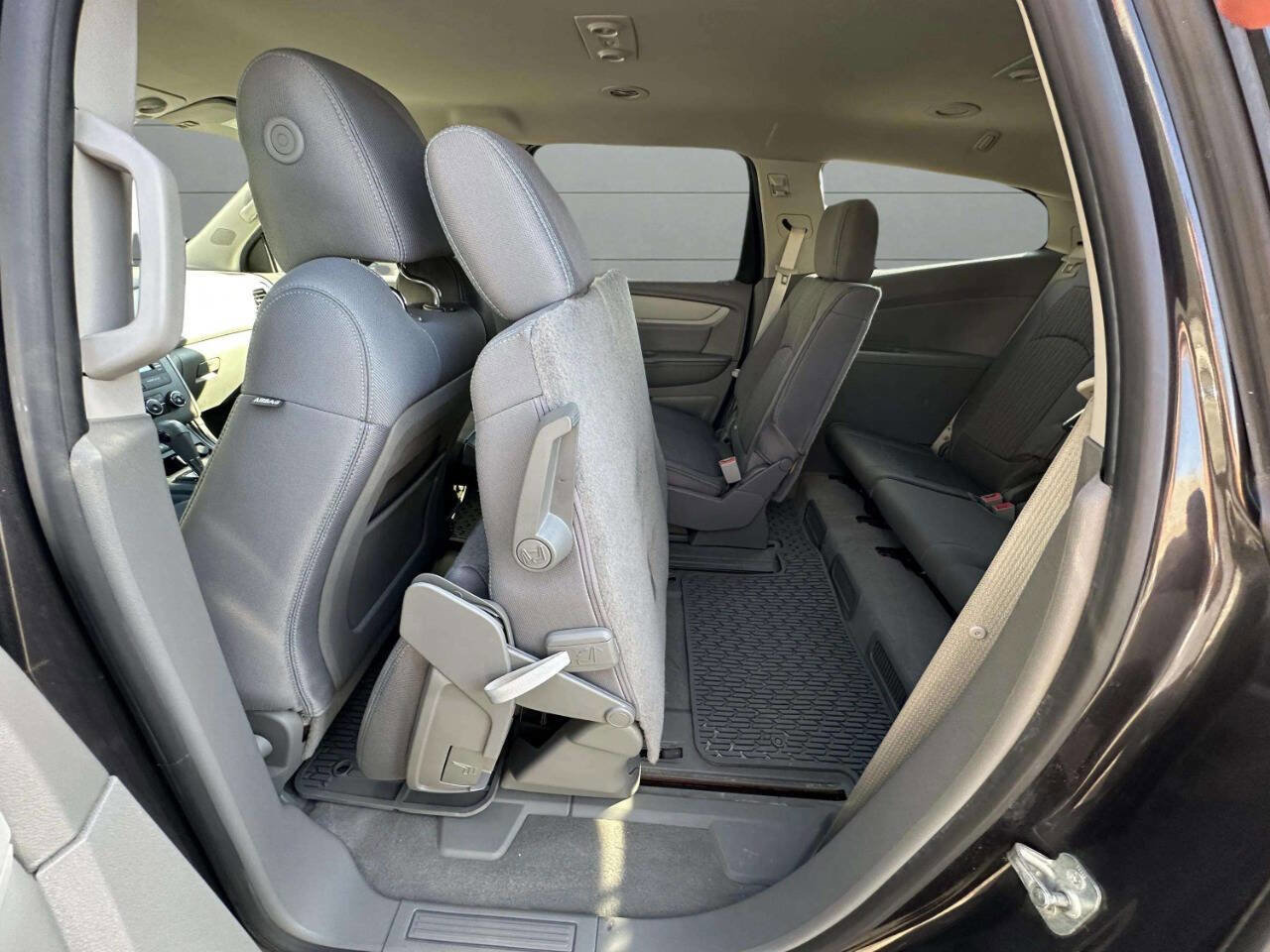 Used 2016 Chevrolet Traverse LS image 22