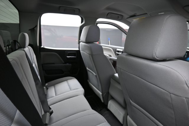 Used 2019 Chevrolet Silverado 1500 Custom w/ Custom Convenience Package AWD/4WD image 30